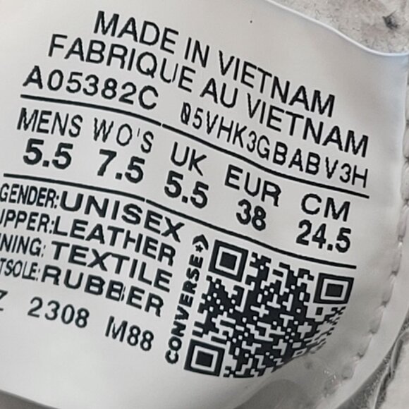 Converse All Star Women's Chuck Taylor Lugged 2.0 High Top Sneakers US Size 7.5 - Picture 8 of 8